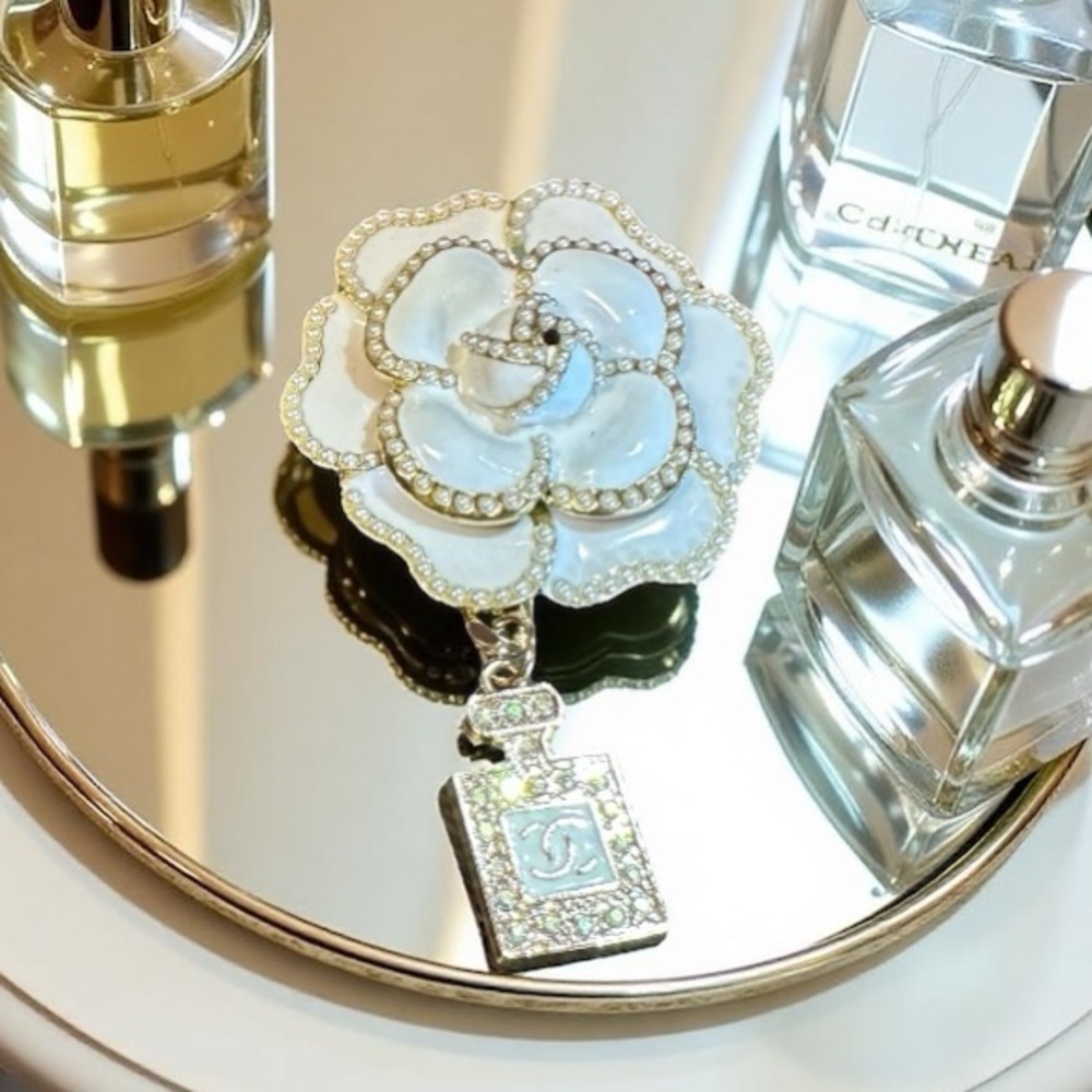 Custom Brooches with Zipperpull Pendants - Picture 9 of 11